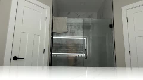 Snapshot of daddylong10inchinyou chatting on 03-31-26, 02:13 daddylong10inchinyou online show from 03-31-26, 02:13