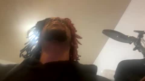 Snapshot of daddylongyk chatting on 01-15-26, 11:41 daddylongyk online show from 01-15-26, 11:41