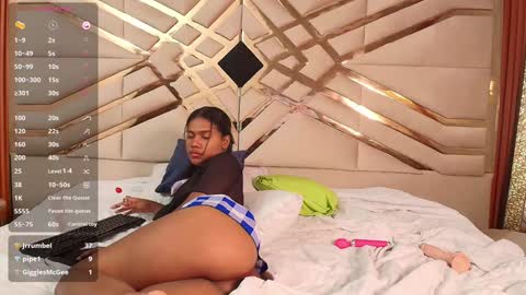 Anny  online show from 01-27-25, 08:17