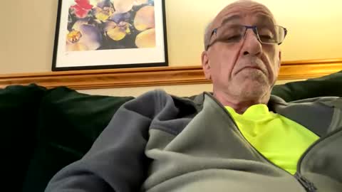 Snapshot of daddyweis chatting on 04-04-26, 06:49 daddyweis online show from 04-04-26, 06:49