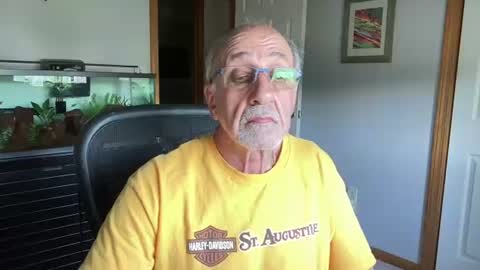Snapshot of daddyweis chatting on 06-25-26, 09:08 daddyweis online show from 06-25-26, 09:08