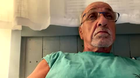 Snapshot of daddyweis chatting on 07-12-26, 03:08 daddyweis online show from 07-12-26, 03:08