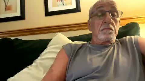 Snapshot of daddyweis chatting on 07-18-26, 05:50 daddyweis online show from 07-18-26, 05:50