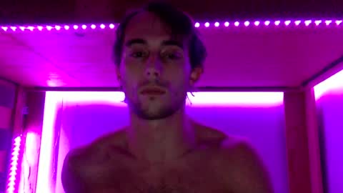 daddyytwink online show from 07-04-26, 04:29