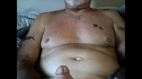 Snapshot of dadhmalone chatting on 03-19-26, 04:00 dadhmalone online show from 03-19-26, 04:00