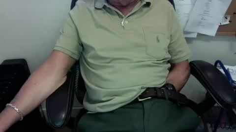 Snapshot of dadooronron69 chatting on 07-16-26, 05:19 dadooronron69 online show from 07-16-26, 05:19