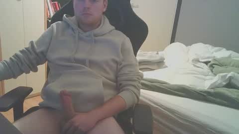 Snapshot of dae5 chatting on 01-11-26, 04:01 Dae5 online show from 01-11-26, 04:01