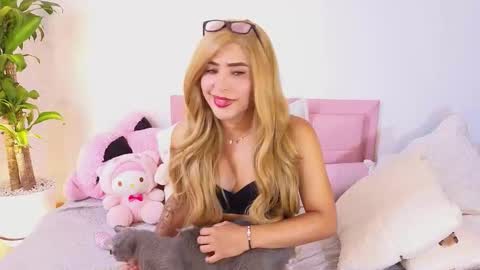 Dahiana online show from 03-19-26, 06:12