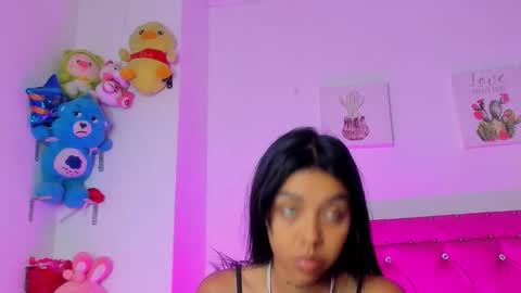 Snapshot of dahiangomezz chatting on 01-10-26, 09:30 online show from 01-10-26, 09:30