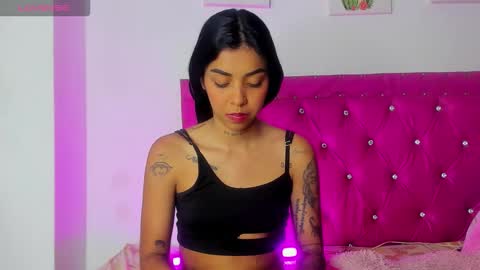 Snapshot of dahiangomezz chatting on 02-26-26, 11:48 online show from 02-26-26, 11:48