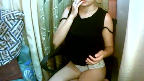 Snapshot of dahlia_123 chatting on 12-04-24, 10:46 Im Dahlia online show from 12-04-24, 10:46