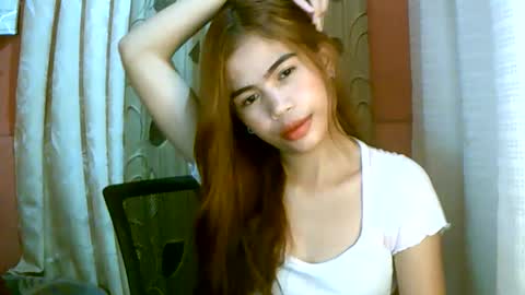 Snapshot of dahlia_123 chatting on 01-20-25, 11:13 Im Dahlia online show from 01-20-25, 11:13