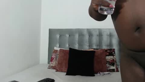 Snapshot of daiishawolf chatting on 10-12-25, 08:30 Daiisha.. online show from 10-12-25, 08:30