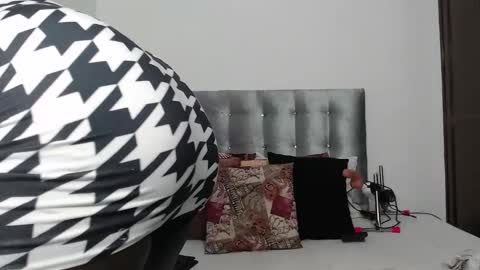 Snapshot of daiishawolf chatting on 10-16-25, 07:26 Daiisha.. online show from 10-16-25, 07:26