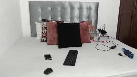 Snapshot of daiishawolf chatting on 11-05-25, 06:30 Daiisha.. online show from 11-05-25, 06:30