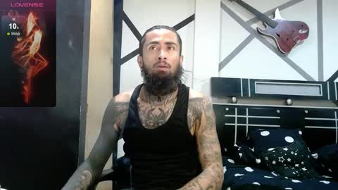 felipe online show from 11-18-25, 01:44