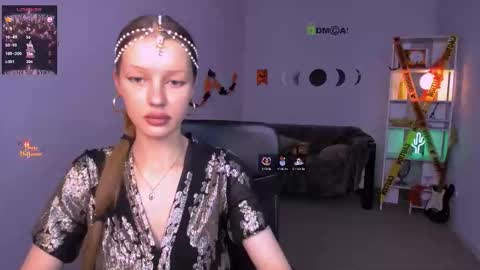 daisy online show from 10-31-25, 09:49