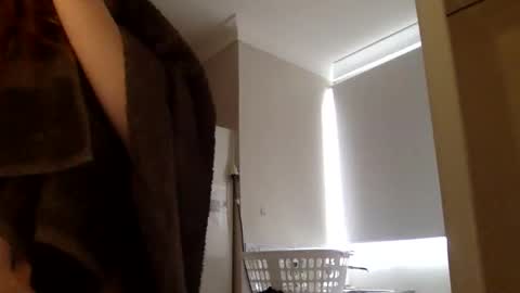 Daisy online show from 05-22-26, 03:57