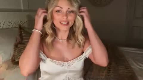 Daisy Dreams online show from 02-09-26, 10:14