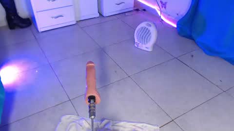 VALENTINA  online show from 06-25-26, 06:18