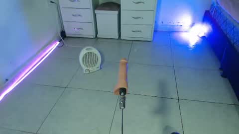 VALENTINA  online show from 07-18-26, 07:01