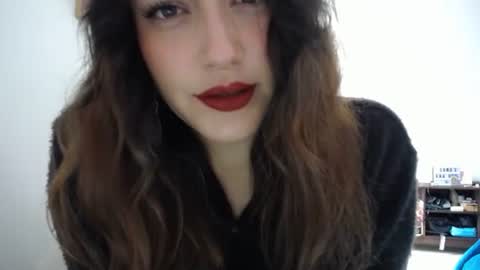 IG  dakotasofiaa online show from 06-28-26, 06:47