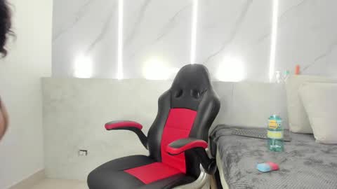 dakota_tucci online show from 05-15-26, 04:19