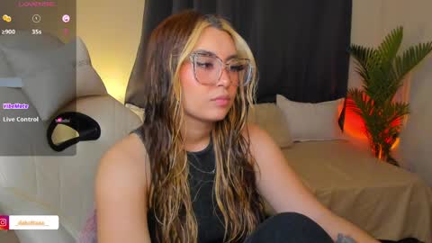 dakottaa__ online show from 05-31-26, 12:08