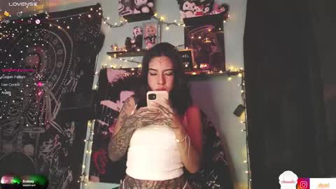 dalia_vorhees online show from 01-13-25, 03:45