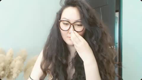 Dali online show from 04-15-26, 06:31