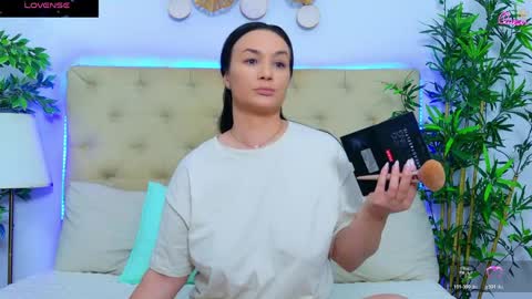 daliyaa_ online show from 05-18-26, 12:11