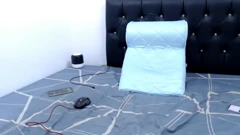 D A M I A N online show from 01-04-25, 11:33