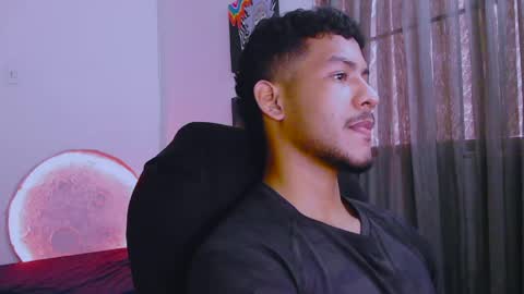 instagram damiannreed. online show from 03-31-26, 05:02