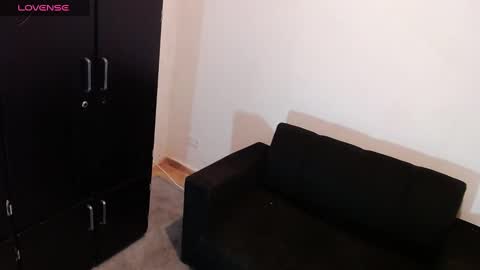 ---Taylor--- online show from 01-06-25, 02:58