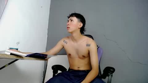 damien_444 online show from 02-11-26, 11:48