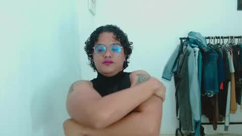 Diane Blosson online show from 05-19-26, 01:56