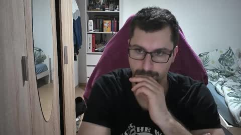 King Dan online show from 10-30-25, 07:58