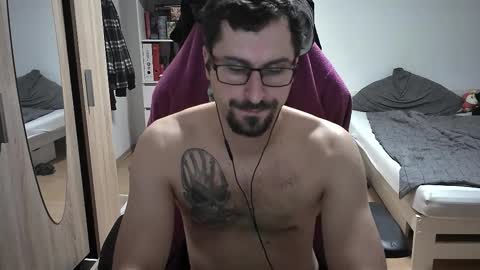 King Dan online show from 12-14-25, 09:19