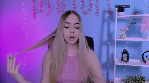 dana_cute1_ online show from 06-15-26, 08:16