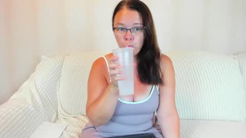 Snapshot of danajhonson chatting on 07-11-26, 05:59 danajhonson online show from 07-11-26, 05:59