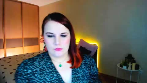 Olivia online show from 05-11-26, 12:44