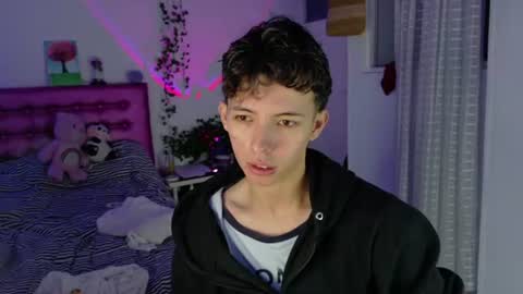 Snapshot of dani_dancer chatting on 07-14-26, 02:05 Dani Dancer online show from 07-14-26, 02:05