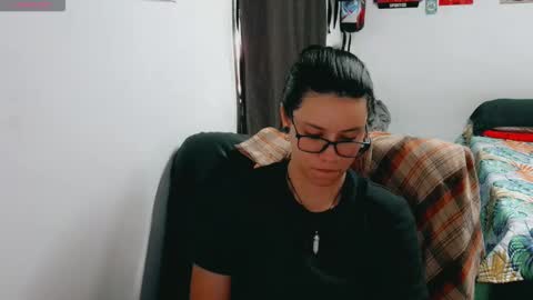 dani y jocelyn online show from 10-28-25, 07:38