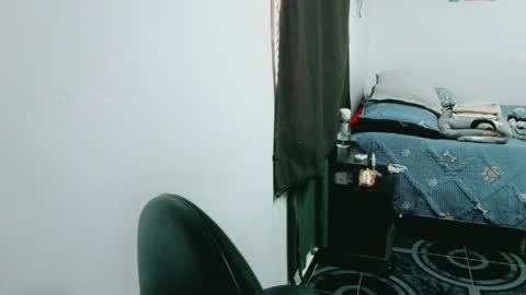 dani y jocelyn online show from 04-09-26, 09:53