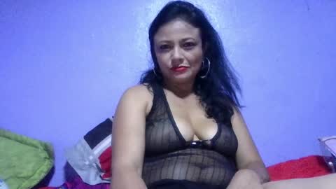 daniela_love1 online show from 07-17-26, 12:06