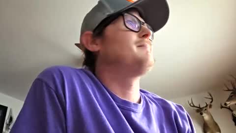 Daniel    y. online show from 02-02-26, 09:46