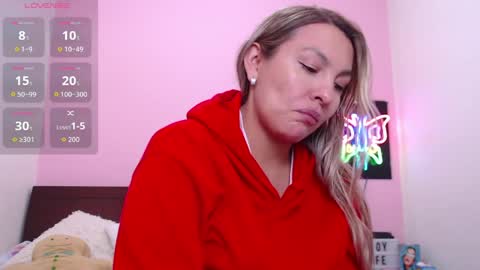 K A R O L online show from 04-07-26, 01:28