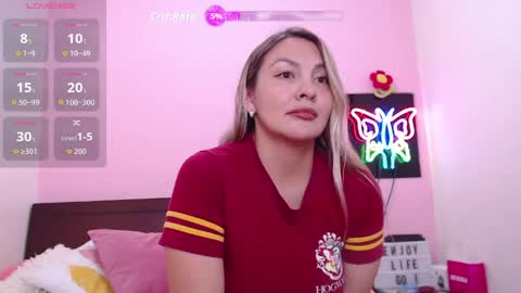 K A R O L online show from 05-15-26, 03:02