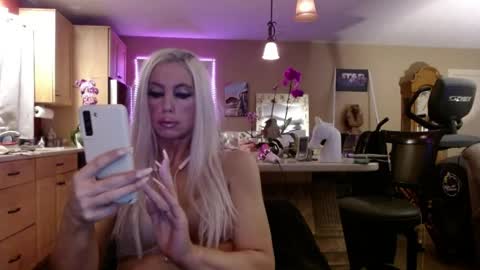 DanikaWhite69 online show from 05-24-26, 11:37