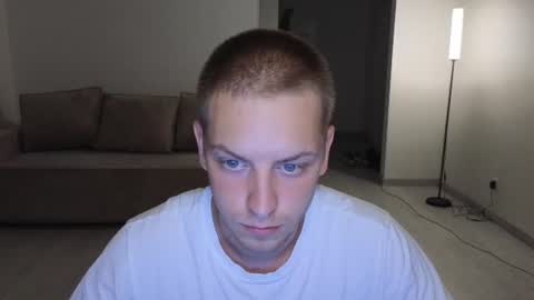 Snapshot of danila_trezzini chatting on 07-29-26, 06:50 danila online show from 07-29-26, 06:50